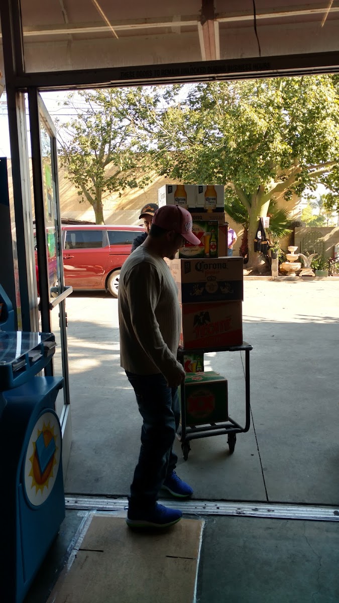 La Primera Meat Market
